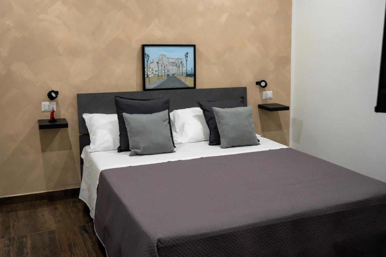 B&B Santa Lucy L.A.M. Наполи Екстериор снимка