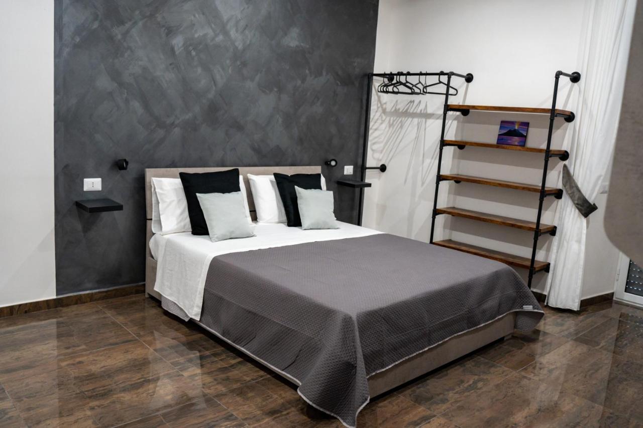 B&B Santa Lucy L.A.M. Наполи Екстериор снимка